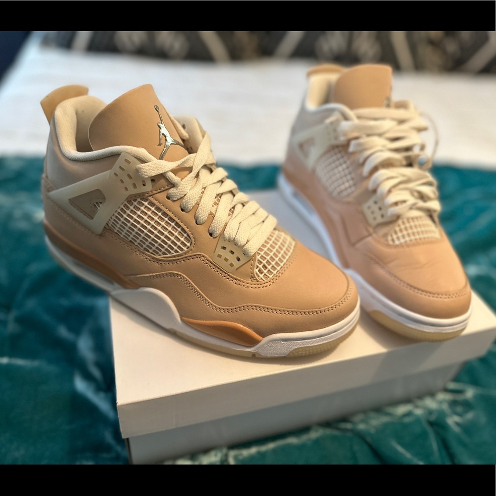 2021 Wmns Air Jordan 4 Retro 'Shimmer'